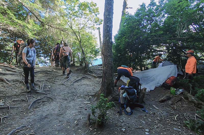 戒茂斯山協作迷途搜救中